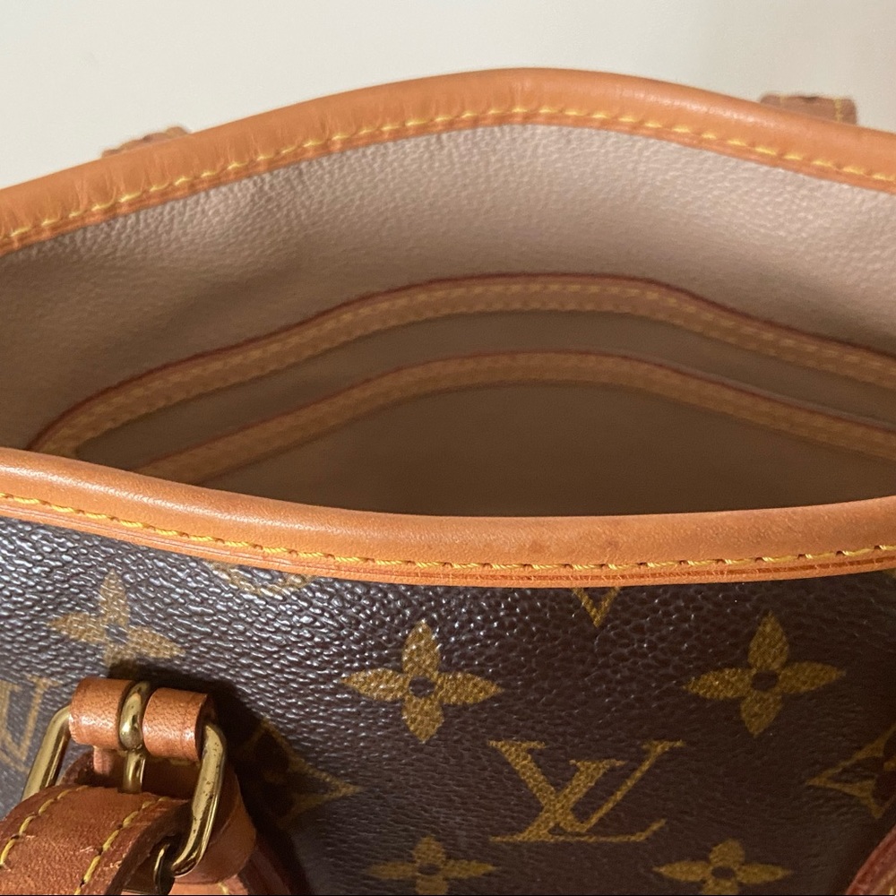 โญ๏ธSOLD โญ๏ธ Louis Vuitton Petit (PM) Bucket Bag - Picture 14 of 14